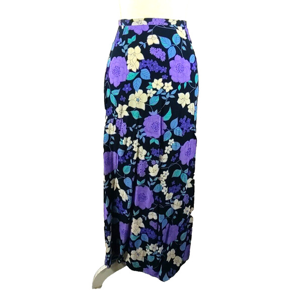 Dress Barn Women's Skirt Size 10 Long Midi Black Purple Flowers Back Zip - Picture 5 of 5